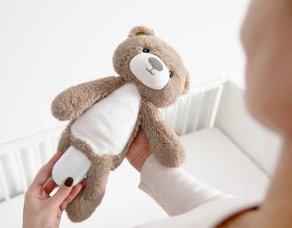 Zazu Sleeptrainer &quot;Brody o Urso&quot; com Luz Noturna e Máquina de Som - Love my Pharma
