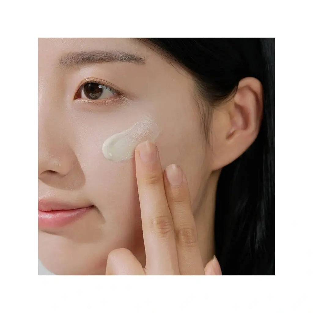 Skin 1004 Madagascar Centella Air-Fit Suncream Plus  SPF50+ | Love my Pharma